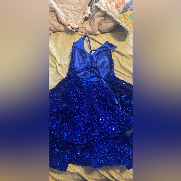 Size 2 blue dress - Picture 2 of 2
